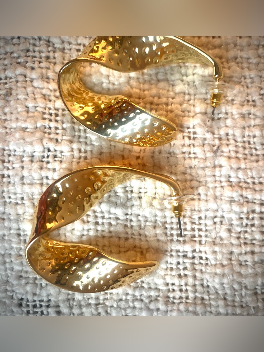 Anthropologie Gold Hammered Wavy Hoop Earrings - Women Jewelry
